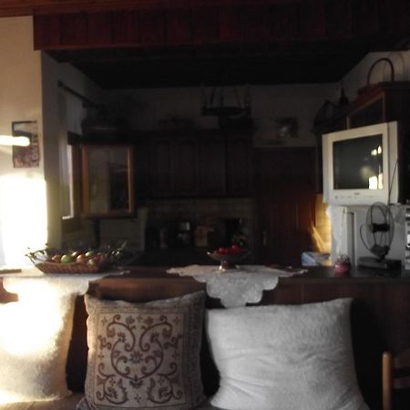 קוניטסה Gerakofolia Rooms To Let מראה חיצוני תמונה