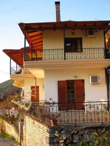 קוניטסה Gerakofolia Rooms To Let מראה חיצוני תמונה