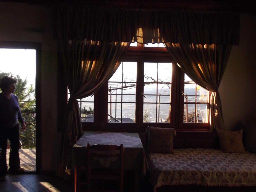 קוניטסה Gerakofolia Rooms To Let מראה חיצוני תמונה